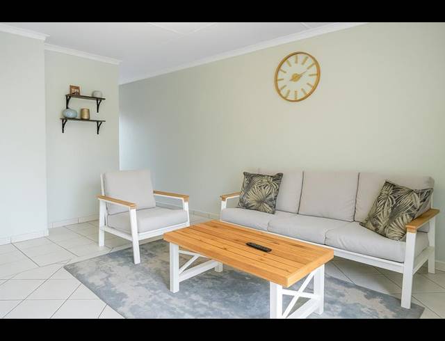 2 BEDROOM TOWNHOUSE FOR SALE IN HIGHVELD